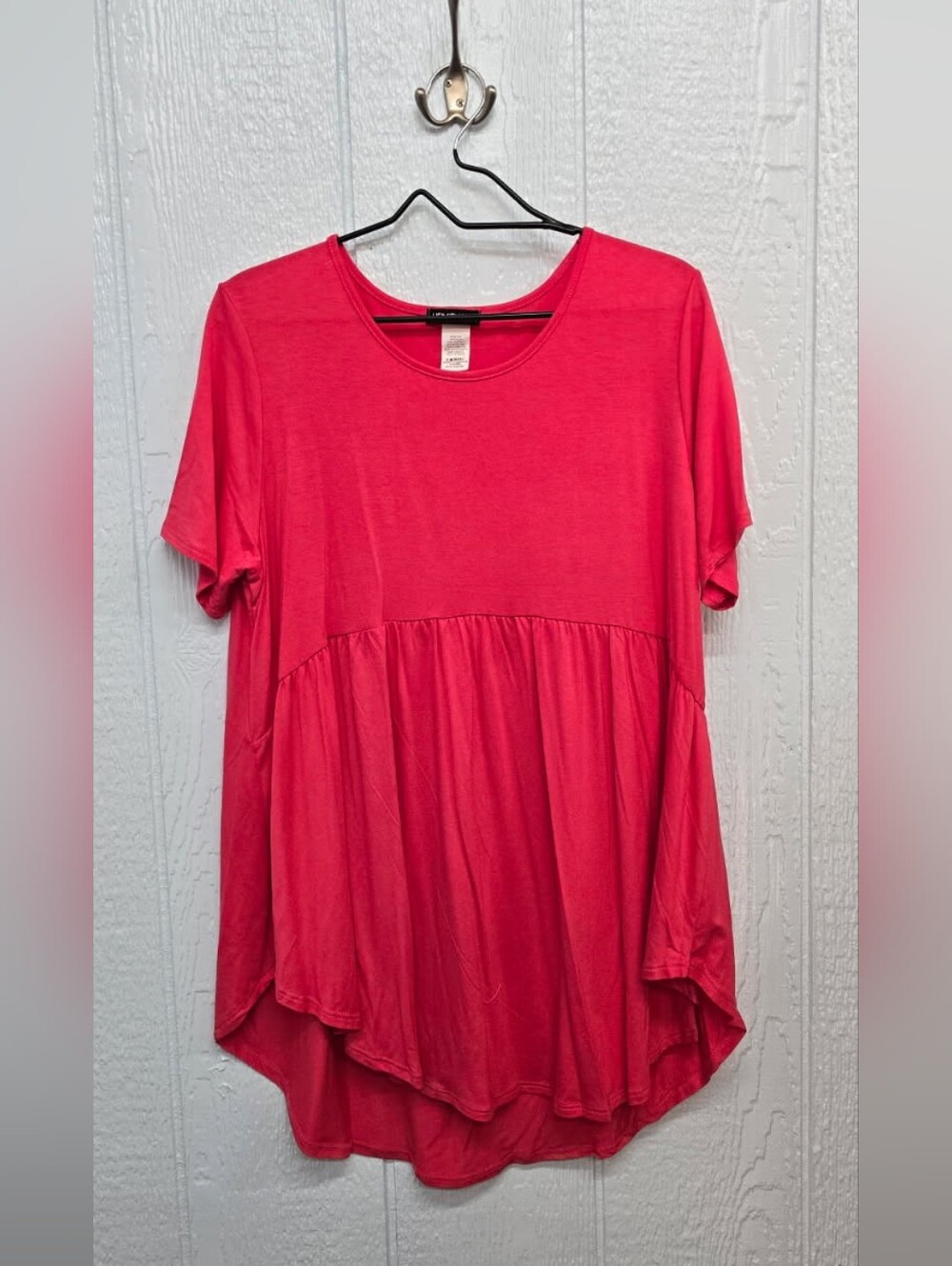 New XL Heimish Women's Coral Short Sleeve Peplum Top